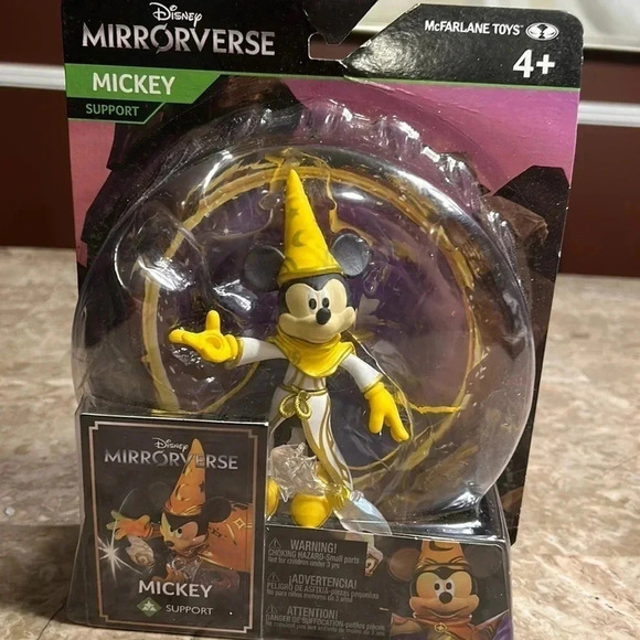 NWOT MICKEY MIRRORVERSE MICKEY SUPPORT MAGICIEN YELLOW HAT - Picture 3 of 15
